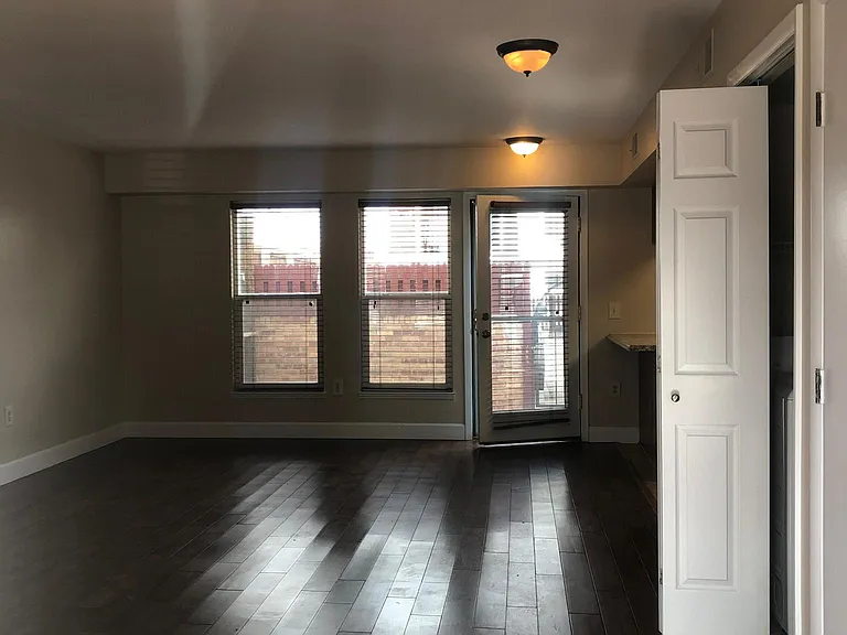 1201 Galapago St #92 — Photo 9