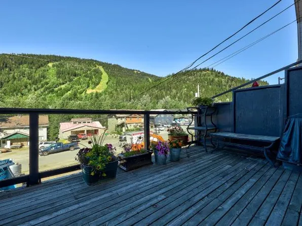 1347 Burfield Dr, Sun Peaks Mountain, BC V0E 5N0