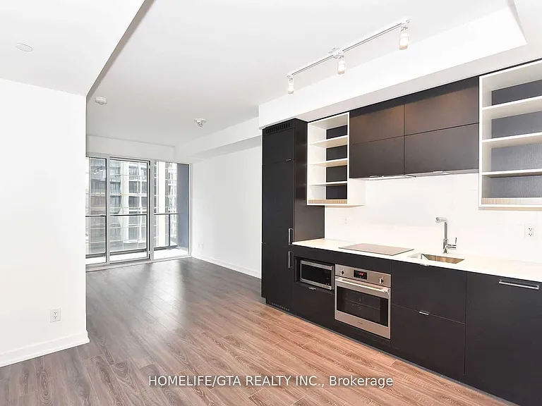 20 Edward St #708 — Photo 7