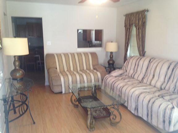 4th image of 1805 Heights Dr