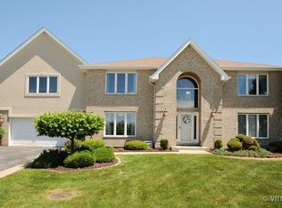 8930 Golden Pheasant Dr, Tinley Park, IL