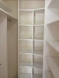 Rented by Realty 2000 Associates Ltd