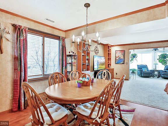 4th image of 65 1st St SE