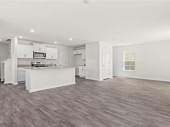 5th image of 6282 Ashton Woods Ln