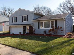 4710 20th Ave, Moline, IL 61265