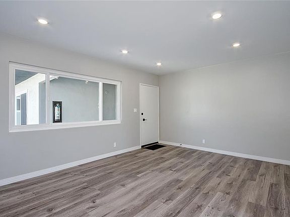 2nd image of 520 E Regent St APT 5
