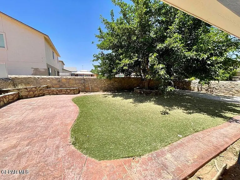 3033 Tierra Humeda Dr — Photo 15