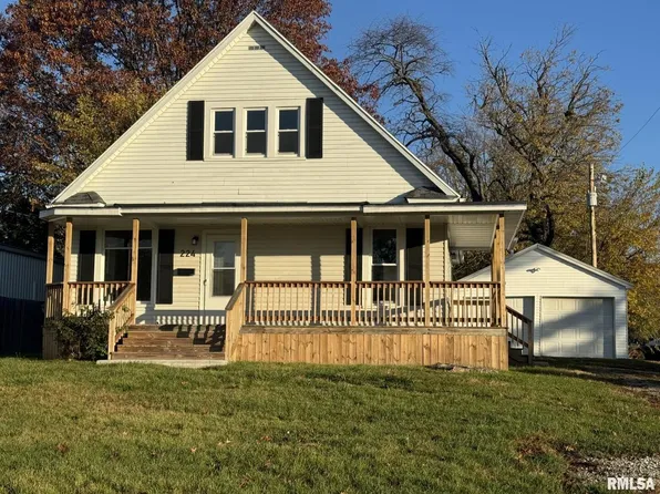 224 E McClure St, Kewanee, IL 61443