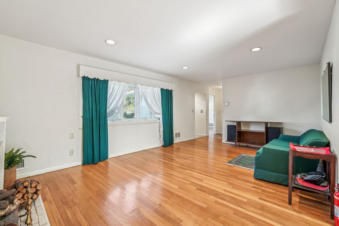 next background image