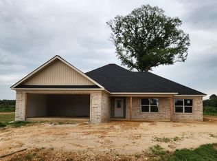1088 Duke Dr, Bauxite, AR 72011