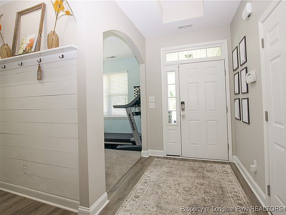 5th image of 244 Heatherwood Dr