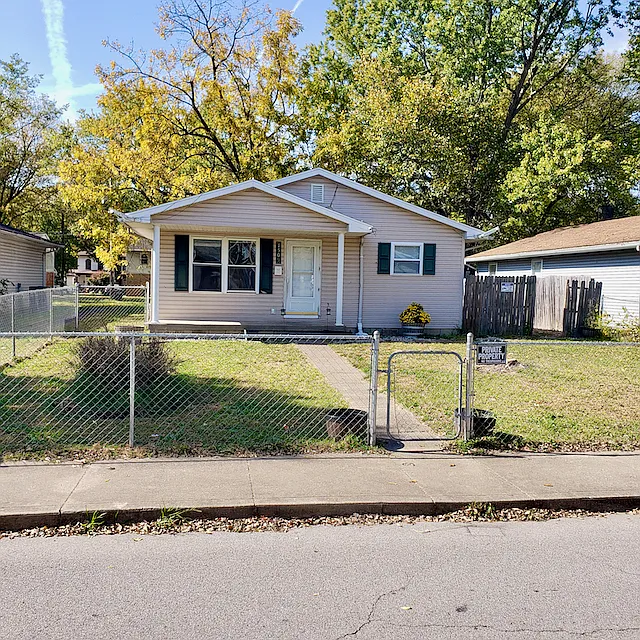 1509 Judson St photo 1