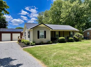 815 7th St, Lawrenceburg, TN 38464
