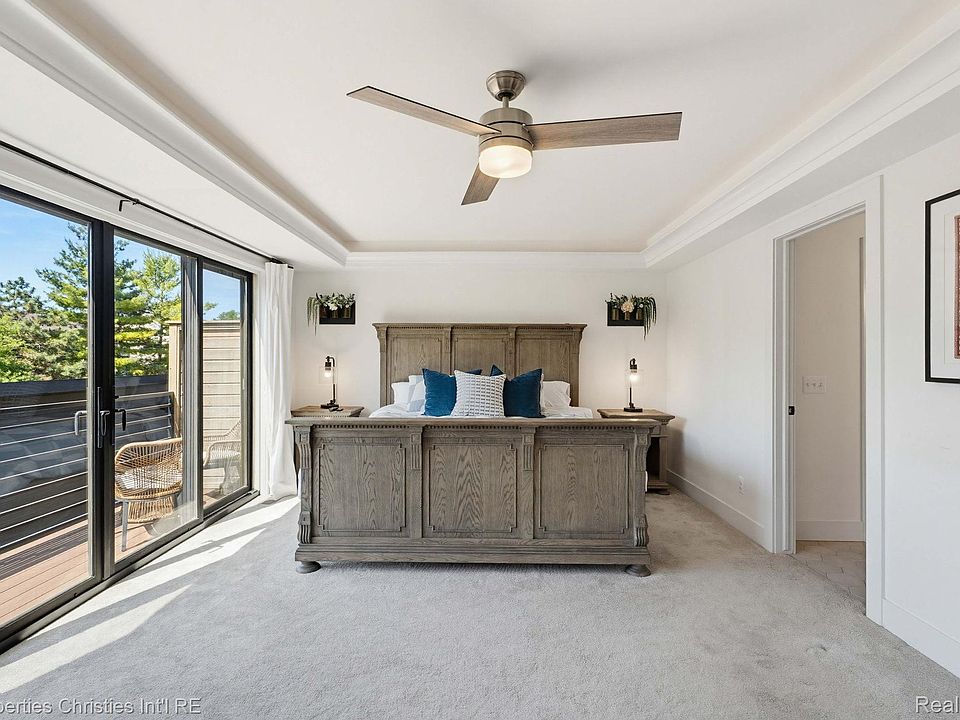 710 E Parent Ave, photo 27
