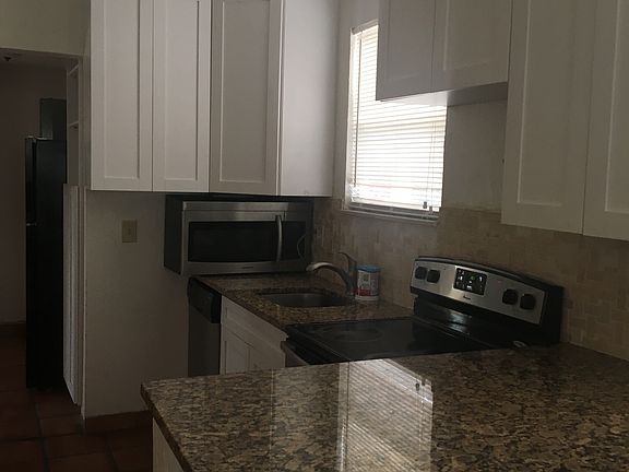 4th image of 824 31st St
