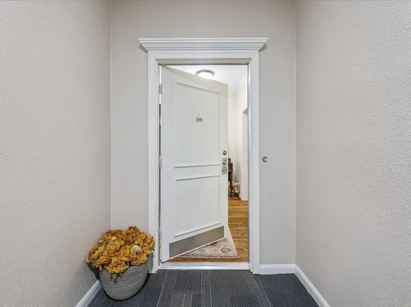 2400 N Braeswood Blvd APT 225, Houston, TX 77030