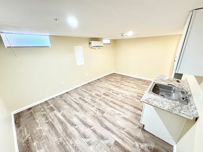133 W Main St #1F — Photo 10