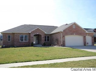 313 Dutchman Way, Chatham, IL 62629