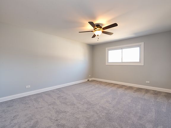 5th image of 278 Crandon Ave