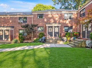 74-75 220th St #97B2, Queens, NY 11364