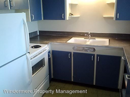 2nd image of 515 N Garden St