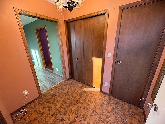 4th image of 504 N Williams St