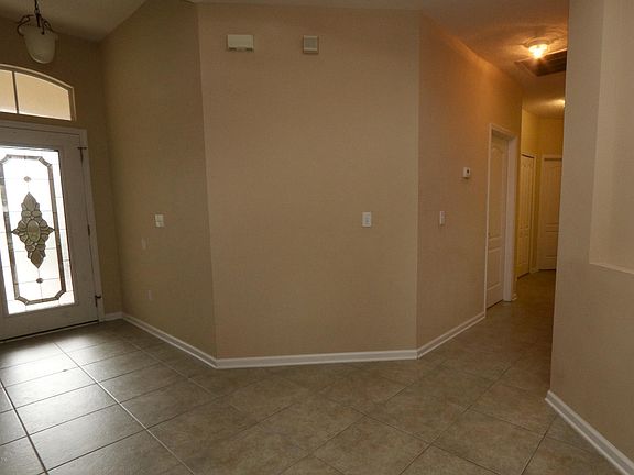 5th image of 2924 Thorncrest Dr