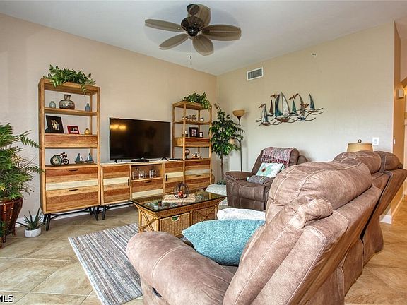 5th image of 8076 Queen Palm Ln APT 416