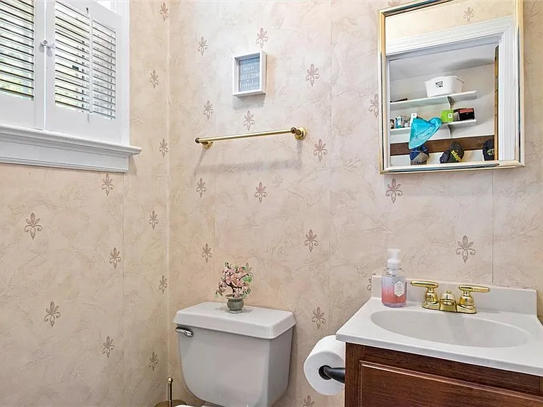 814 Duck Pond Rd — Photo 15