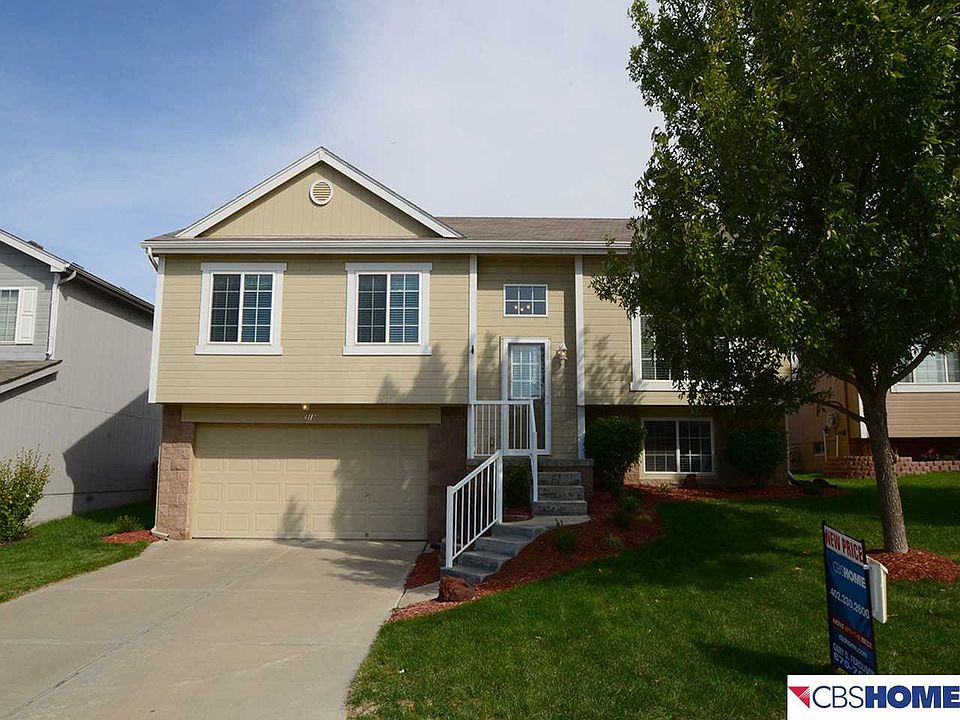 1st image of 4117 N 172nd Ave