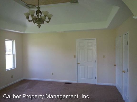 4th image of 710 Idlewood Dr