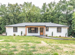 2313 Castlewood Dr, Nashville, TN 37214