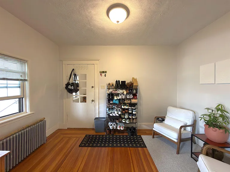 26 Amaranth Ave — Photo 14