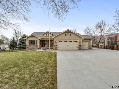 21729 Ridge Cir, Elkhorn, NE, 68022