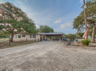 4910 Odaniel Rd, Seguin, TX 78155