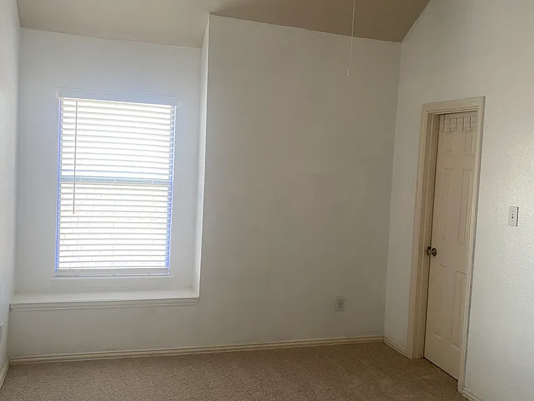 6579 Longhorn Trl — Photo 22