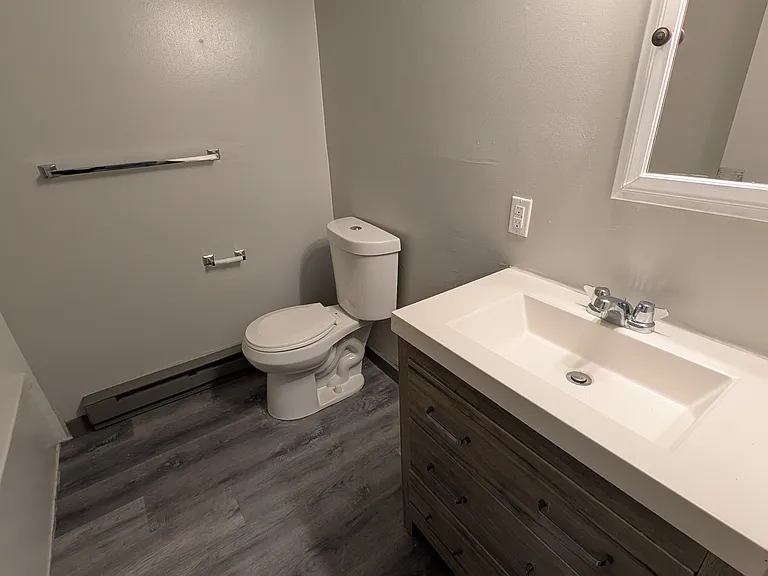 17-AB5 Regan St #5B — Photo 11