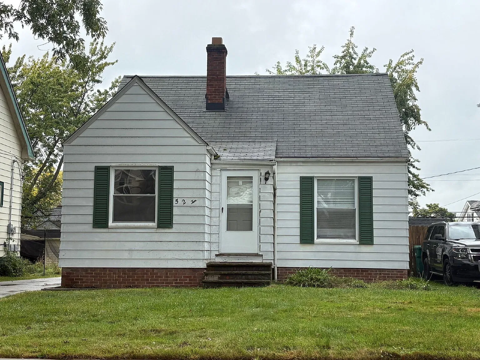 3 bed, 1.0 bath, 1013 sqft, $1,495 — Photo 3