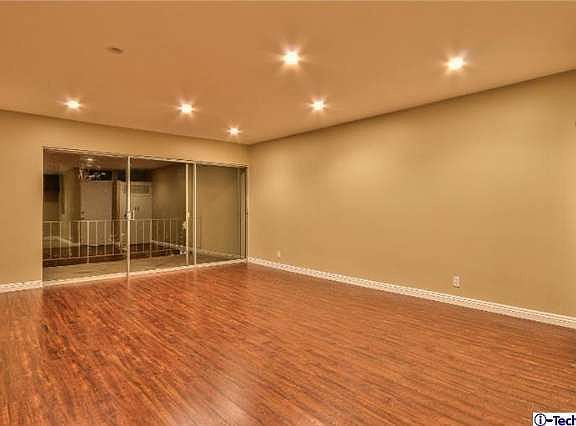 4th image of 465 S Hudson Ave APT 5