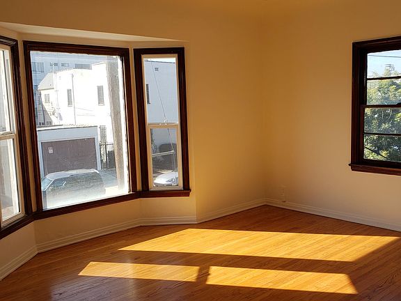 4th image of 8619 Cashio St #2