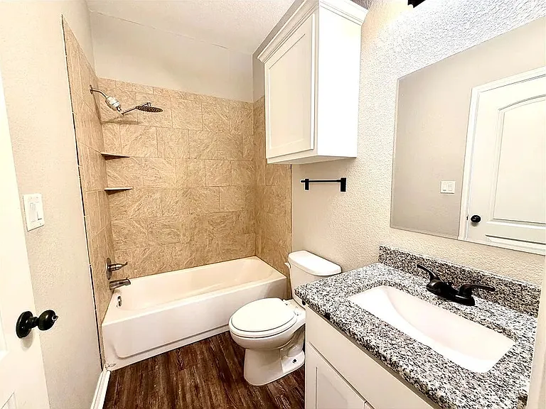 2108 Cavitt Ave #A — Photo 3