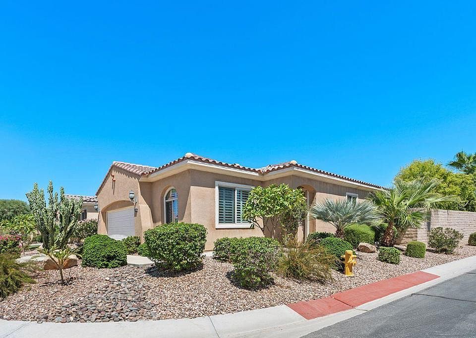 1st image of 40832 Calle Guapo