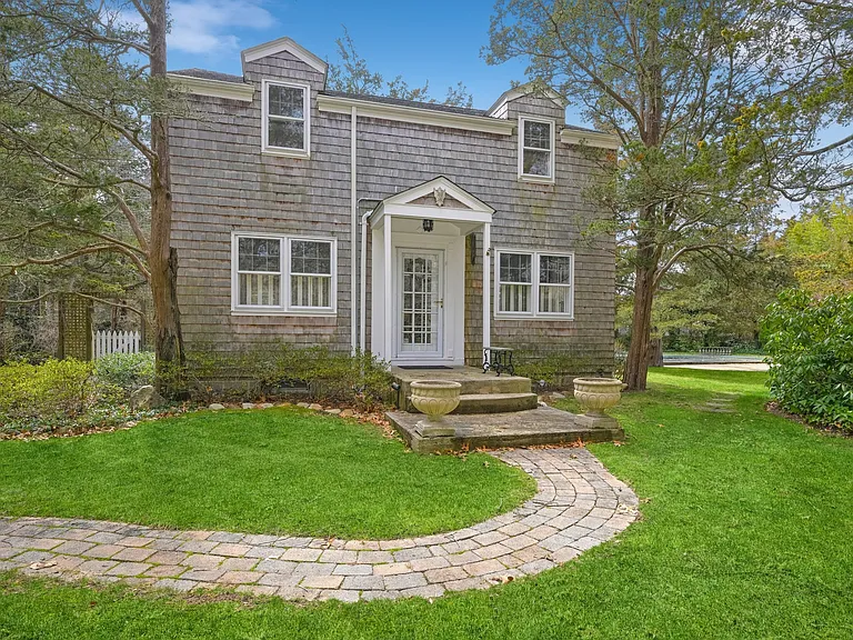 37 Indian Rd — Photo 3