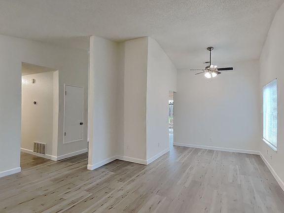 2nd image of 5031 Fernwood Cir