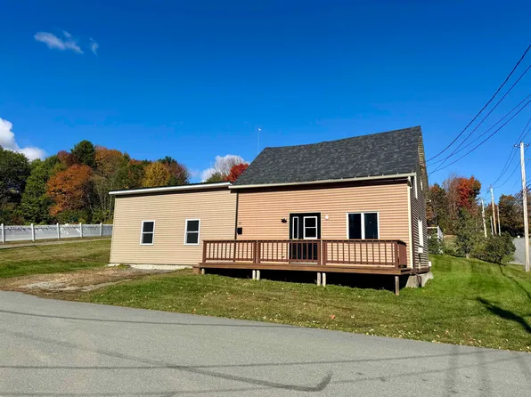73 Pond Street, Newport City, VT 05855