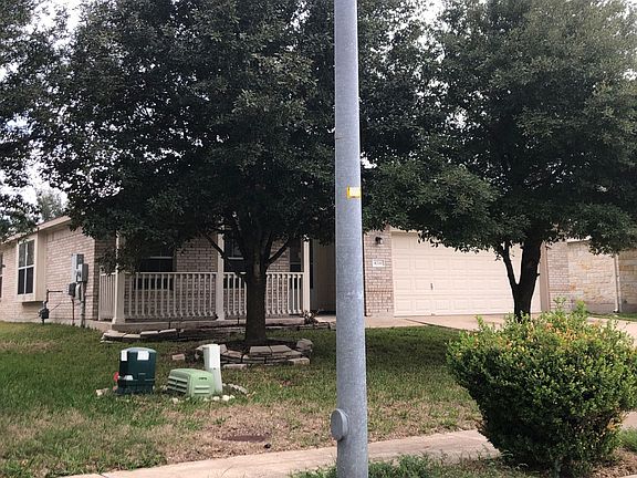 3rd image of 4216 Veiled Falls Dr