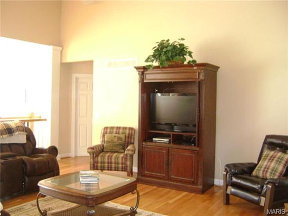 3rd image of 9512 E Vista Dr