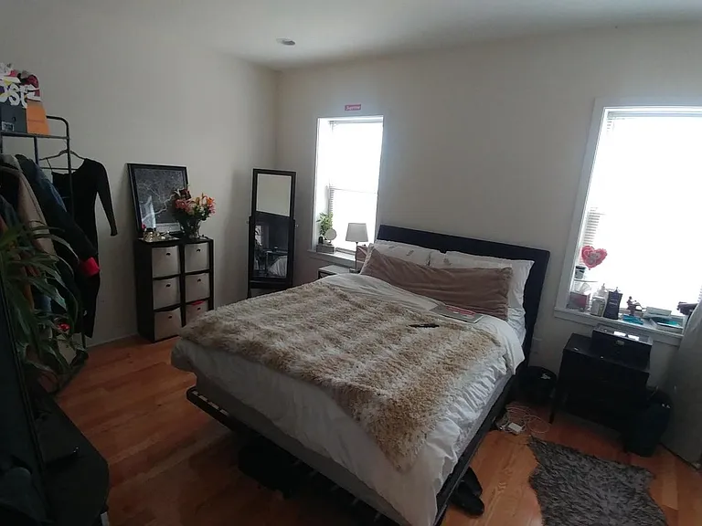 1904 W Girard Ave #2F — Photo 2