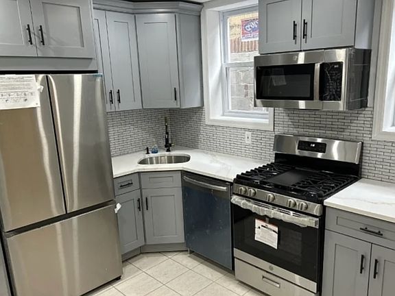 5th image of 280 Kearny Ave #1R