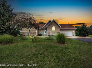 14202 Elm Row Rd, Albion, MI 49224